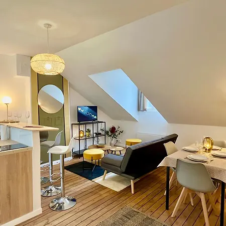 Au Carino - Place Du Forum Apartment *
