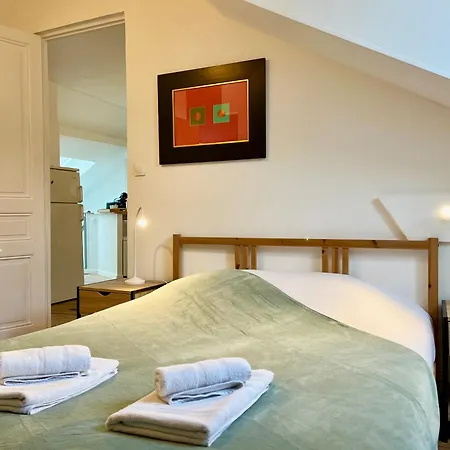 Apartment Au Carino - Place Du Forum Reims